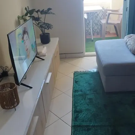 The Guest 2025 Apartment *