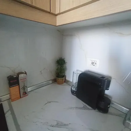 The Guest 2025 Apartment Fier