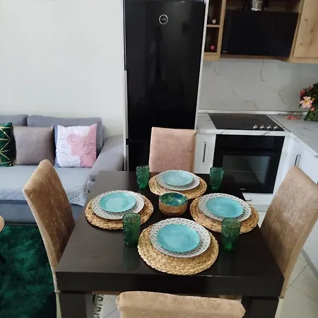 Apartment The Guest 2025 Fier