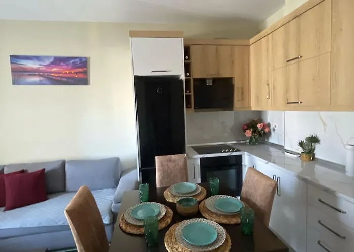 Daire The Guest 2025 Fier